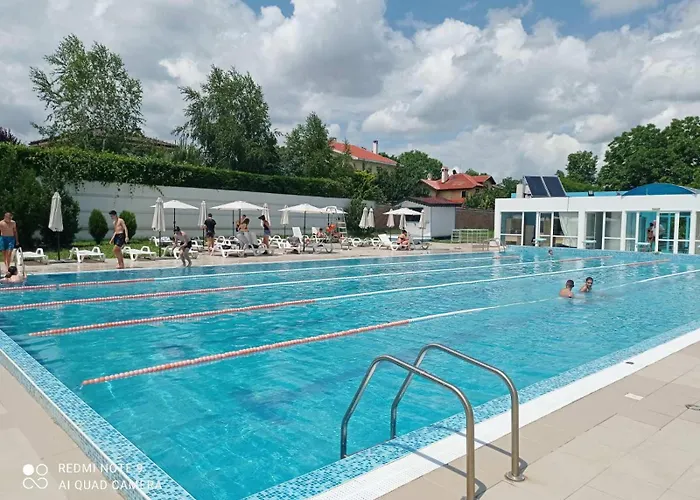 Hostel спортна база ветрен *