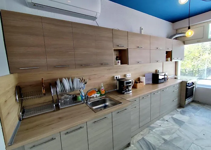 Albergue спортна база ветрен *